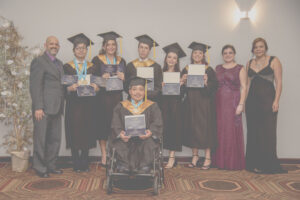 Graduandos, Directora y Tutores 